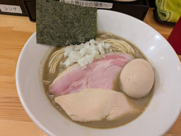 「【限定】グレー」@煮干らーめん 川むらの写真