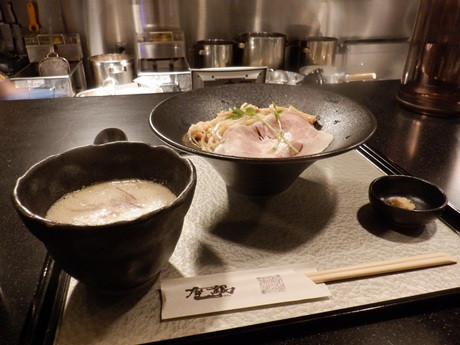 「鶏つけsoba」@鶏soba座銀 神楽坂東京本店の写真