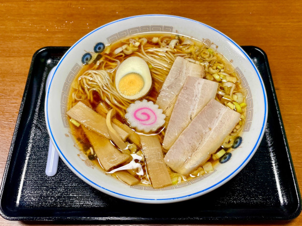 「サッポロ赤星＋ハートランド＋キリンラガー＋皿２種→ラーメン」@中華そば 下連雀の写真