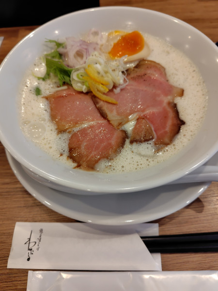 「泡ゆず塩鶏白湯」@鶏白湯そば わたる 大宮店の写真