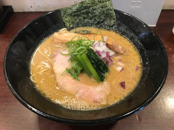 「濃厚鶏そば 890円」@麺屋 七利屋の写真