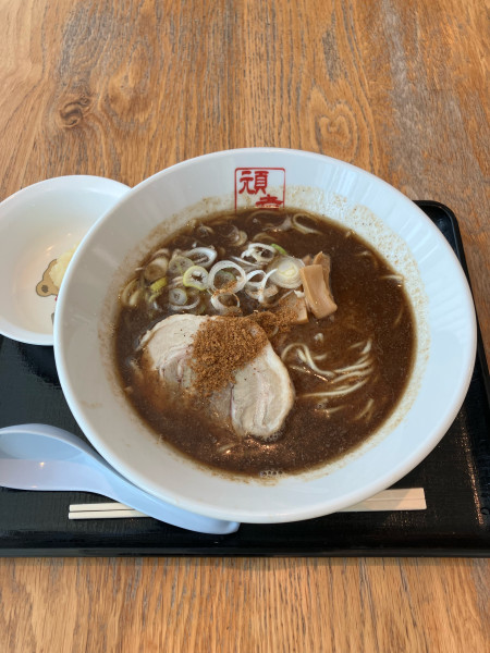 「濃厚魚介豚骨ラーメン」@GANJA RAMENの写真