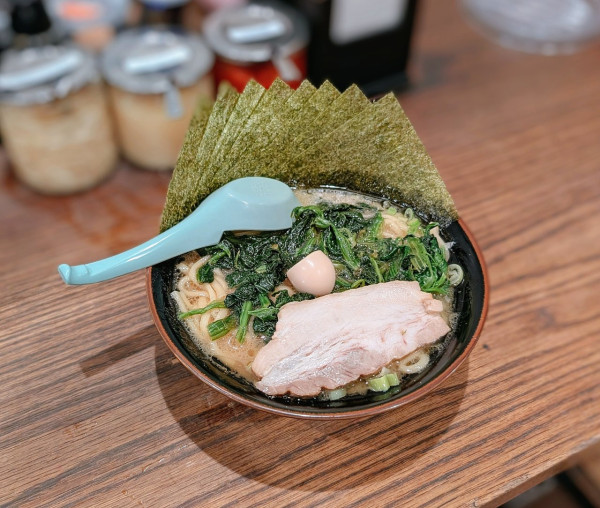 「豚骨ラーメン」@横浜家系ラーメン 一正家の写真