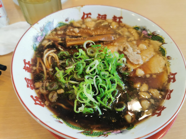 「背脂黒醤油ラーメン」@伍福軒 池袋西口店の写真
