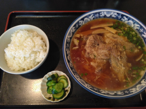 「パイカラーメン850円(ライス、漬物付き)」@海峡ラーメン 新城店の写真