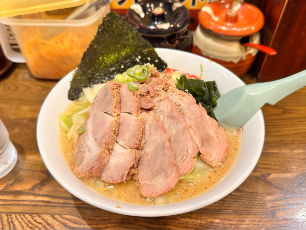 「キャベツチャーシューめん」@さつまっこ MEGAドンキホーテ大森山王店の写真