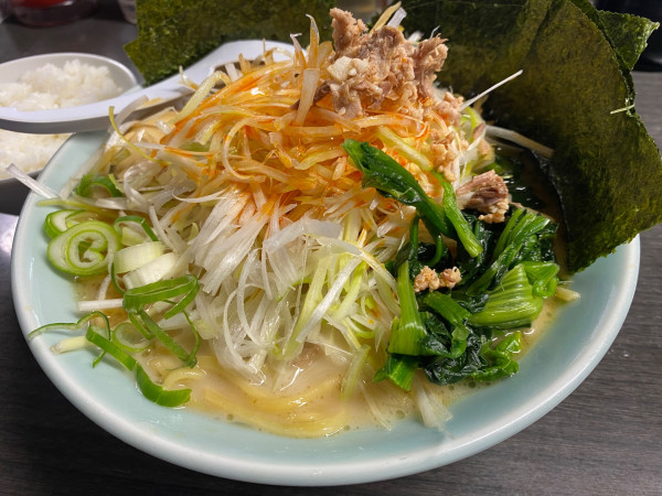 「醤油ネギラーメン＋のり＋味玉」@横浜家系ラーメン 壱蔵家の写真