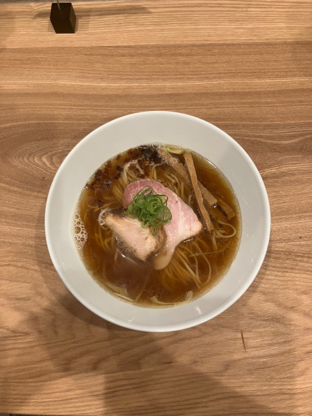 「醤油1100円」@らぁめん鴇の写真