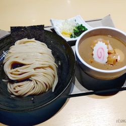 味玉塩豚骨つけそば（大盛）