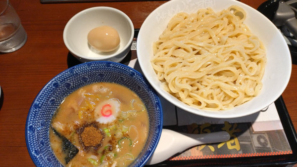 「【期間限定】頑者 濃厚魚介豚骨つけめん【中盛・1070円】」@らあめん花月嵐 中村橋店の写真