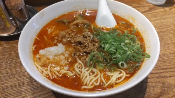 「自家製らー油　担々麺（3辛）」@中華そば うめやの写真