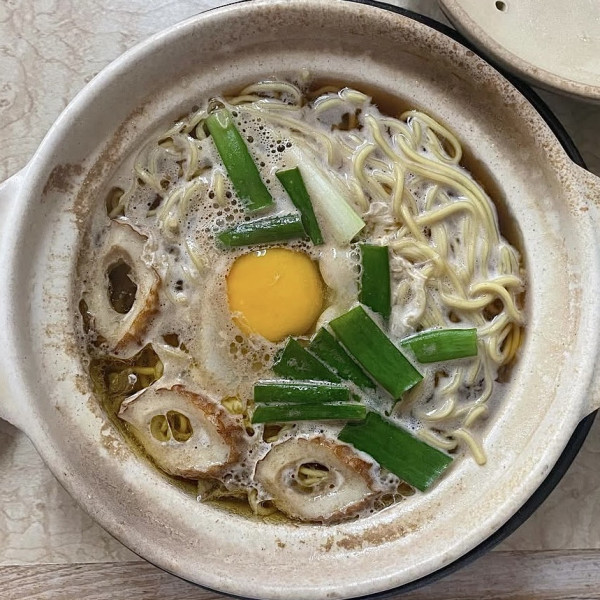 「鍋焼きラーメン」@鍋焼きラーメン まゆみの店の写真