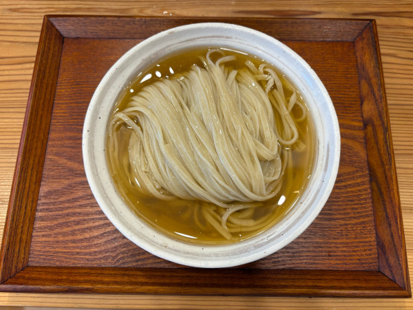 「煮干しとがごめ昆布のひやかけ（限定）大盛り」@麺道 ひとひらの写真