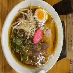 はれ三ラーメン