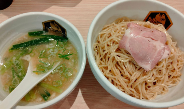 「真鯛つけ麺大盛り」@真鯛らーめん 麺魚 船橋店の写真