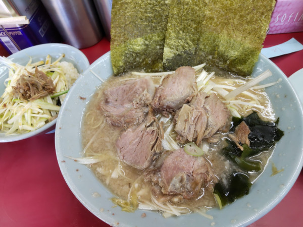 「ネギチャーシュメン＋ネギ丼」@ラーメンショップ 牛久結束店の写真