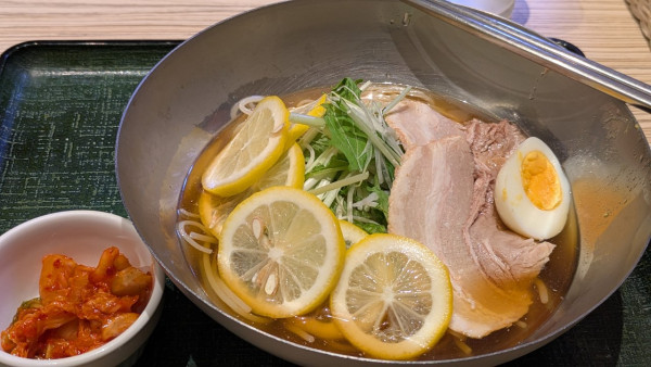 「冷やしレモン冷麺」@東京純豆腐 横浜ジョイナス店の写真