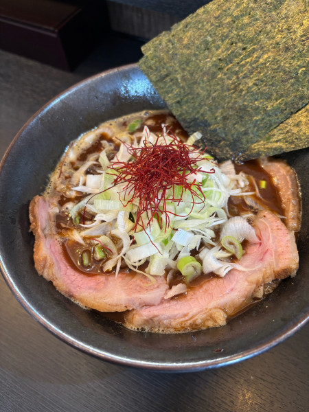 「焼きあごらーめん(醤油)」@麺屋なにがしの写真