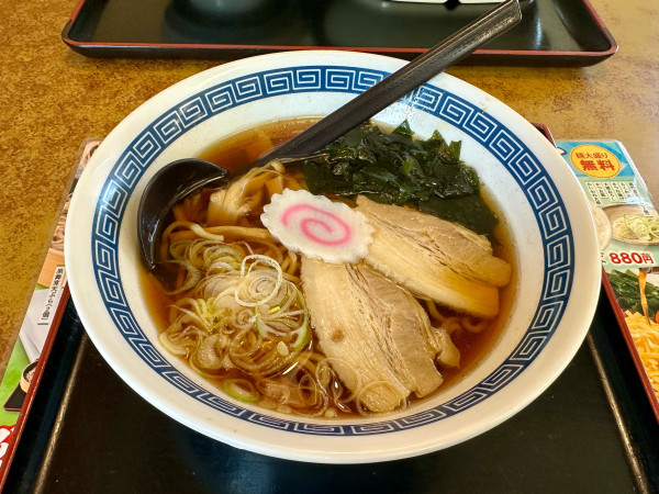 「昔ながらのしょうゆラーメン」@山田うどん食堂 深谷店の写真