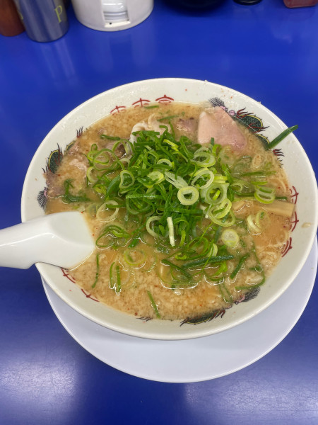 「こってりラーメン(ネギ大盛り)」@来来亭 福山蔵王店の写真