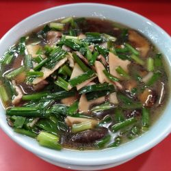 にらしいたけ麺