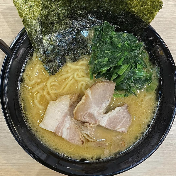 「ラーメン(醤油)」@家系ラーメン 頂㐂家 長堀橋店の写真