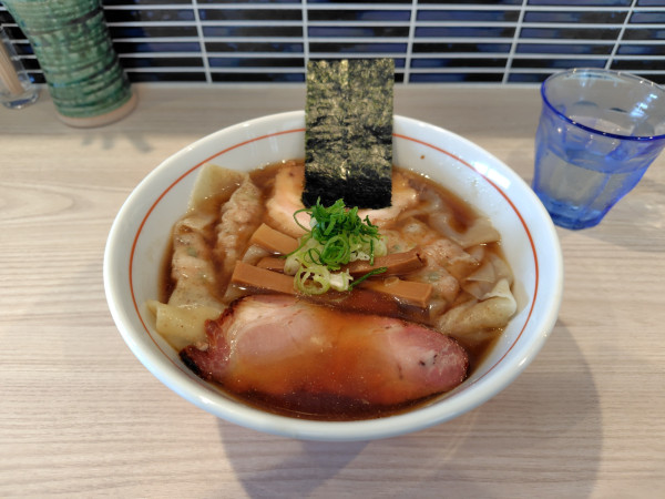 「ワンタン醤油そば¥1160」@Ramen 博し光るの写真