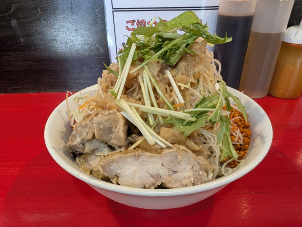 「冷やし中華1400円」@鷹の目 大宮店の写真