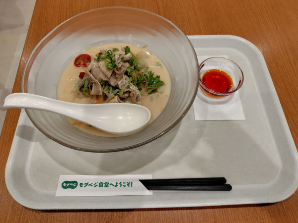 「豚しゃぶ冷やしちゃんぽん980円（期間限定）」@リンガーハット イオン鳥取店の写真