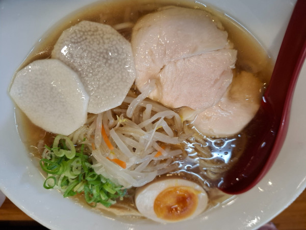 「冷やし麺醤油８７０円」@ラーメン屋 コカトリスの写真