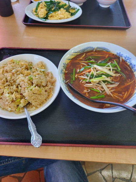 「四川野菜ラーメン+炒飯」@台湾料理 紫森 桔梗店の写真