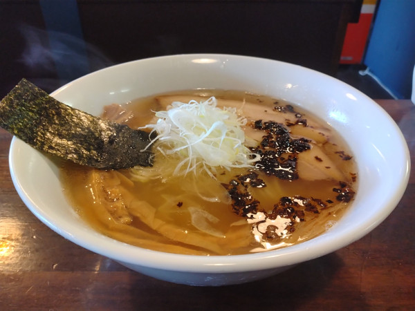 「塩焦がしネギラーメン」@カミカゼの写真