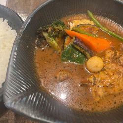 チキンto野菜カレー、辛さ4、ごはん大盛