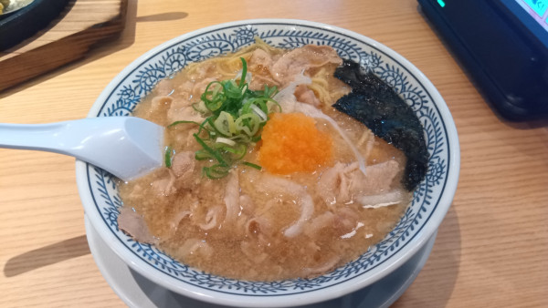 「肉そば（825円）」@丸源ラーメン 品川シーサイド店の写真
