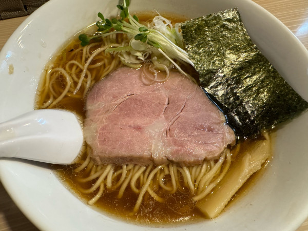 「香味中華そば」@麺屋 鶯 uguisuの写真