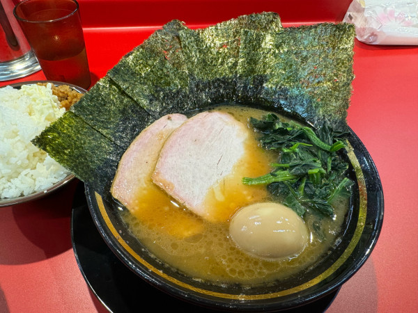 「ラーメン　かたこいおおめ」@家系ラーメン 近江道家の写真
