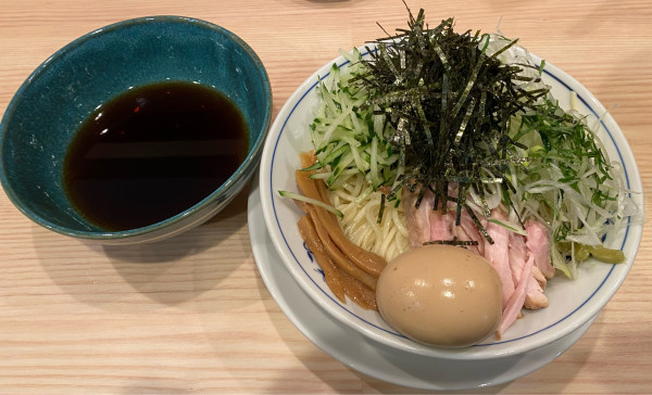 「限定 冷やしそば 味付け玉子 Beerおつまみ」@らーめん3000の写真