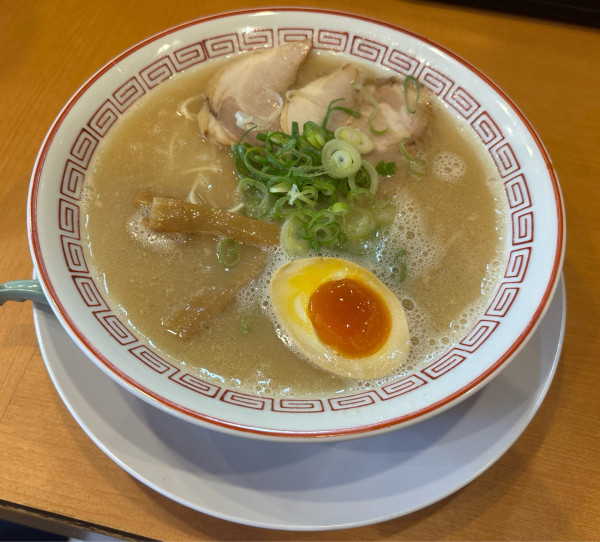 「だるまらーめん＋替玉(Xフォローで無料)＋その他」@群馬豚骨らーめん だるま大使-無限-  上福岡店の写真