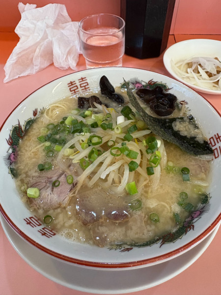 「九州とんこつ」@大公 金沢文庫店の写真