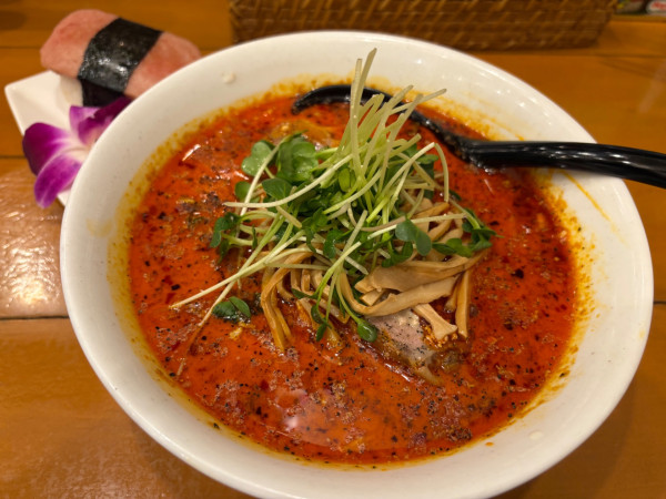 「豆乳担々麺 スパムセット1500円」@麺屋 Hulu-luの写真