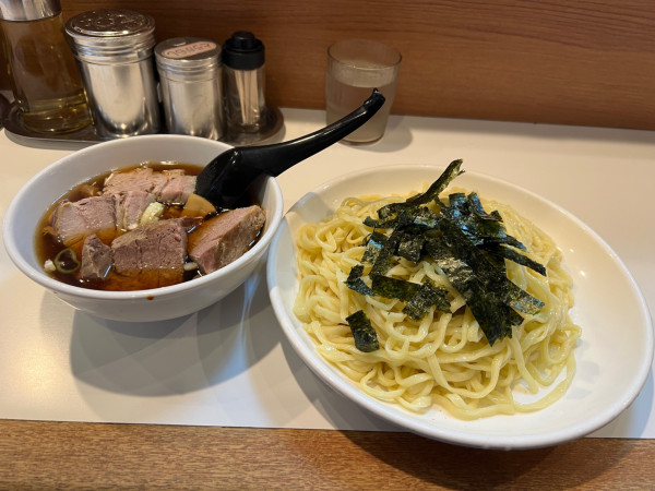 「ハーフチャーシューざるらぁめん」@らぁめん ほりうち 新橋店の写真