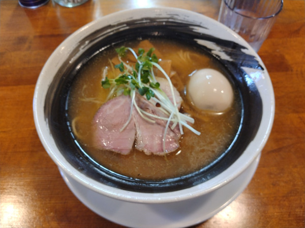 「味玉焼きアゴ中華そば(塩)¥1130-」@麺屋 㐂助の写真