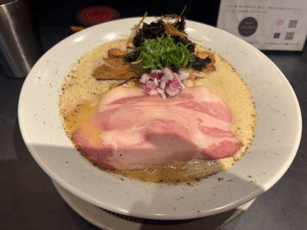 「濃厚鶏ニボらぁ麺」@Ramen Jazzy Beatsの写真