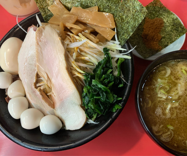 「特製つけ麺(うずら)・冷」@横浜ラーメン とんこつ家 鹿島店の写真