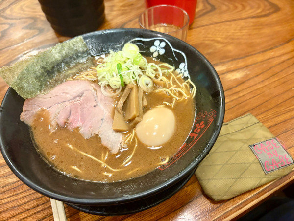 「味玉中華そば」@金澤濃厚中華そば 神仙の写真