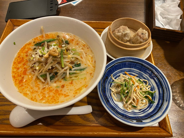 「澤田流担々麺セット（1,380円）」@サワダ飯店 横浜ランドマークタワー店の写真