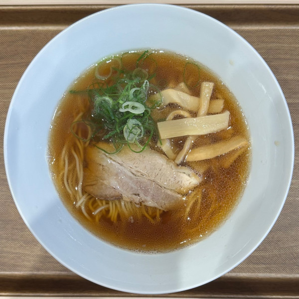 「醤油ラーメン」@松太郎 新宿小滝橋通り店の写真