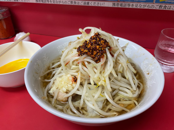 「小ラーメン　辣油」@ラーメン二郎 千住大橋駅前店の写真