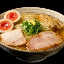 京都白だし中華そば 濃厚半熟味玉付き