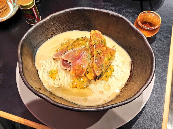 「【限定】冷製 鰹と炭焼きナス、など」@トーキョーニューミクスチャーヌードル 八咫烏 CHIKARABOの写真